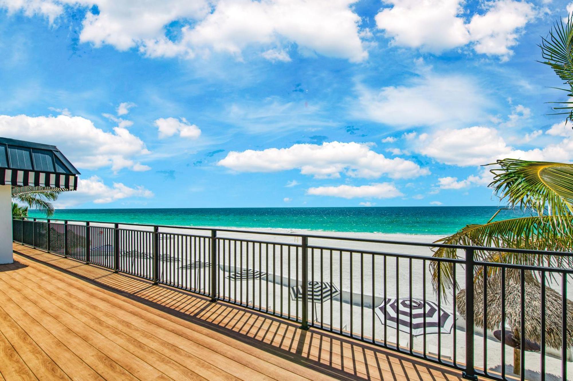 Seabreeze At Anna Maria Island Inn เบรเดนทันบีช ภายนอก รูปภาพ