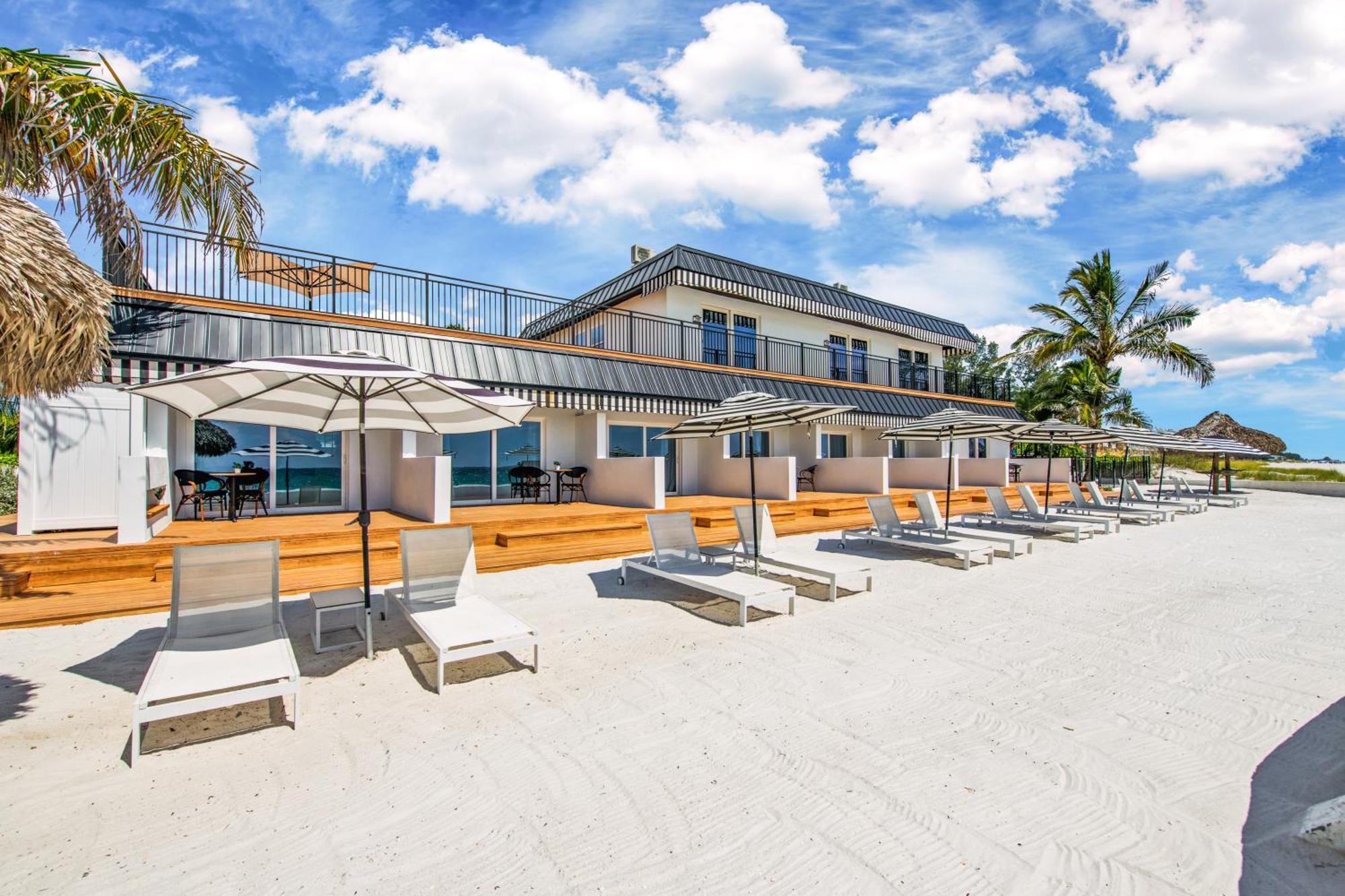 Seabreeze At Anna Maria Island Inn เบรเดนทันบีช ภายนอก รูปภาพ