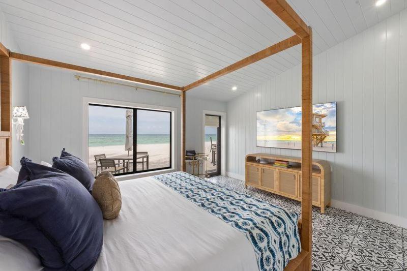 Seabreeze At Anna Maria Island Inn เบรเดนทันบีช ภายนอก รูปภาพ