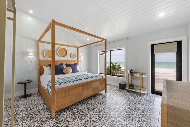 Seabreeze At Anna Maria Island Inn เบรเดนทันบีช ภายนอก รูปภาพ